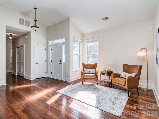 7024 Passeres Court, Charlotte, NC 28215