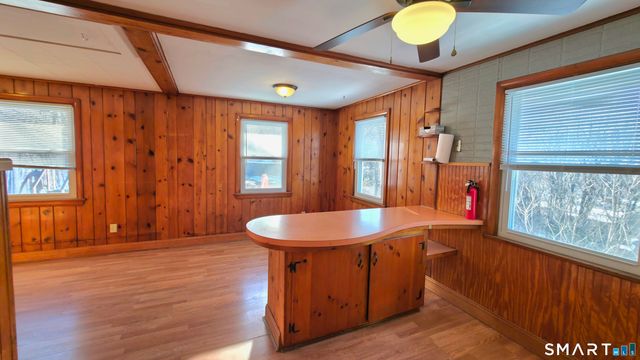 32 Post Street, Waterbury, CT 06706