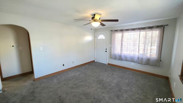 32 Post Street, Waterbury, CT 06706