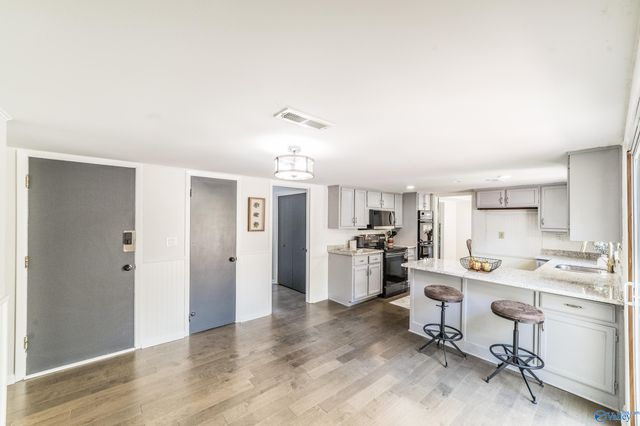 7710 Shadow Bend Drive SE, Huntsville, AL 35802