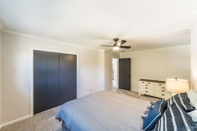 7710 Shadow Bend Drive SE, Huntsville, AL 35802