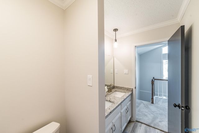 7710 Shadow Bend Drive SE, Huntsville, AL 35802