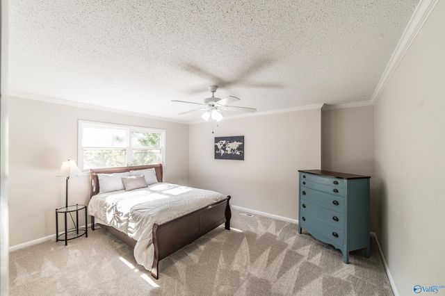 7710 Shadow Bend Drive SE, Huntsville, AL 35802