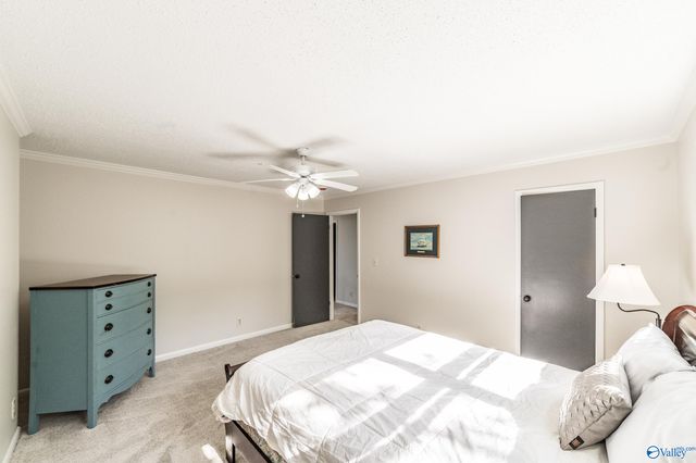 7710 Shadow Bend Drive SE, Huntsville, AL 35802