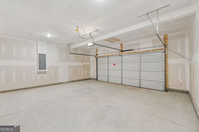 294 Mulberry Creek Court, Pendergrass, GA 30567