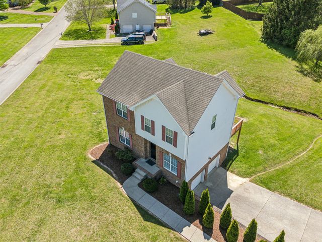 7415 Master Shane Rd, Fairview, TN 37062