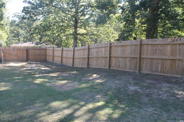 7 Robin Drive, Sheridan, AR 72150