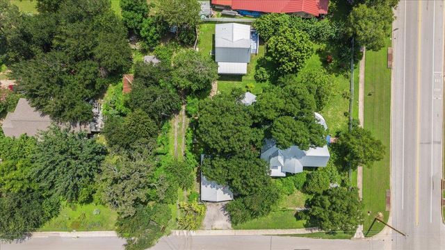 702 E Main ST, Round Rock, TX 78664