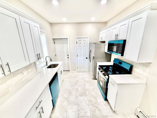 63 Highview Avenue, Staten Island, NY 10301