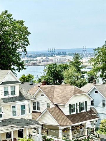 63 Highview Avenue, Staten Island, NY 10301