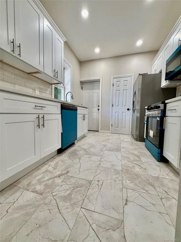 63 Highview Avenue, Staten Island, NY 10301
