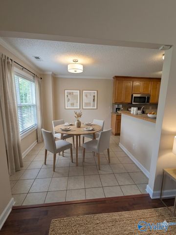 102 W Kilburn Circle W, Madison, AL 35758