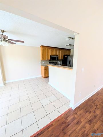 102 W Kilburn Circle W, Madison, AL 35758