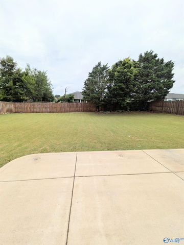 102 W Kilburn Circle W, Madison, AL 35758