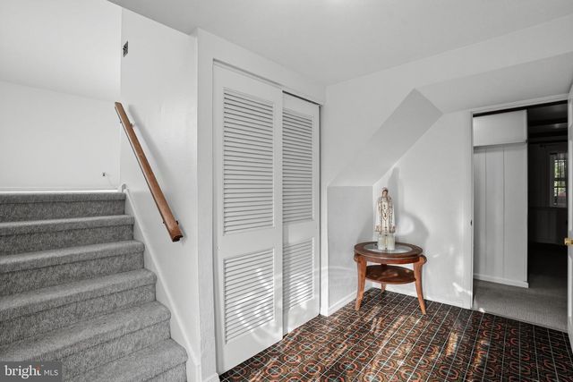 27 N MARMIC DR, Southampton, PA 18966