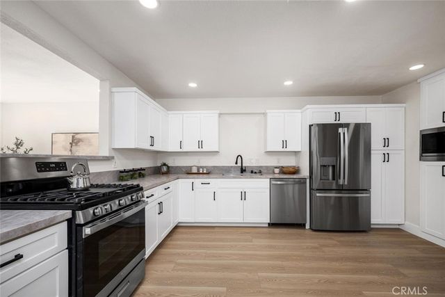 6013 Loynes, Long Beach, CA 90803