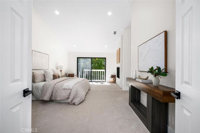 6013 Loynes, Long Beach, CA 90803