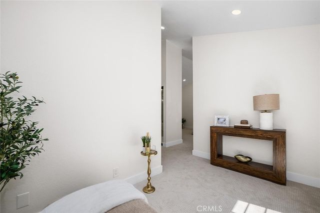 6013 Loynes, Long Beach, CA 90803