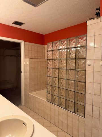 1140 SE Buttonwood Circle, Stuart, FL 34997