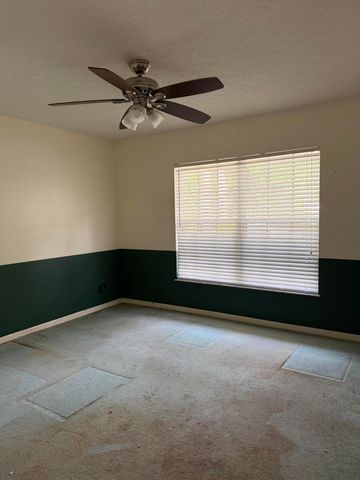 1140 SE Buttonwood Circle, Stuart, FL 34997