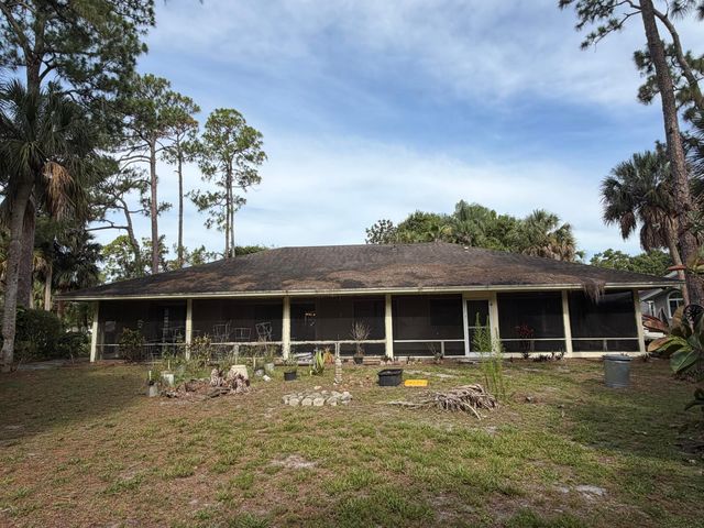 1140 SE Buttonwood Circle, Stuart, FL 34997