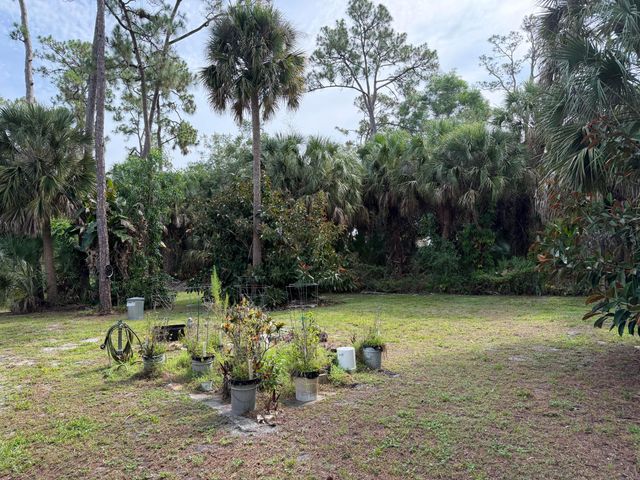 1140 SE Buttonwood Circle, Stuart, FL 34997