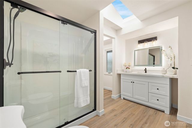 22005 120th Place SE, Kent, WA 98031