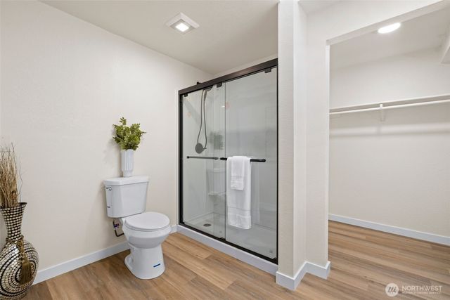 22005 120th Place SE, Kent, WA 98031