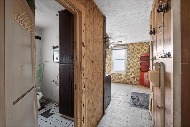 2446 E MAGNOLIA STREET, Lakeland, FL 33801