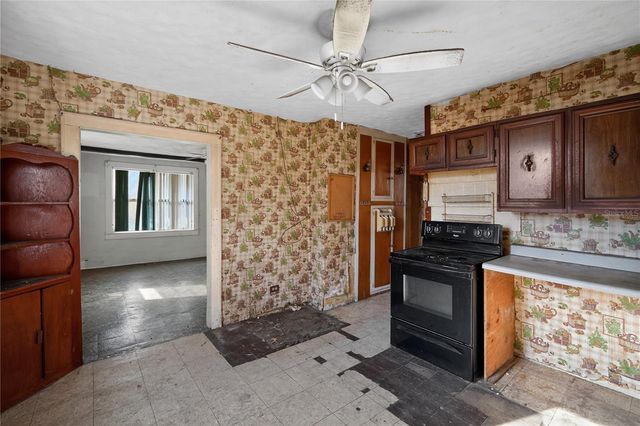 2446 E MAGNOLIA STREET, Lakeland, FL 33801