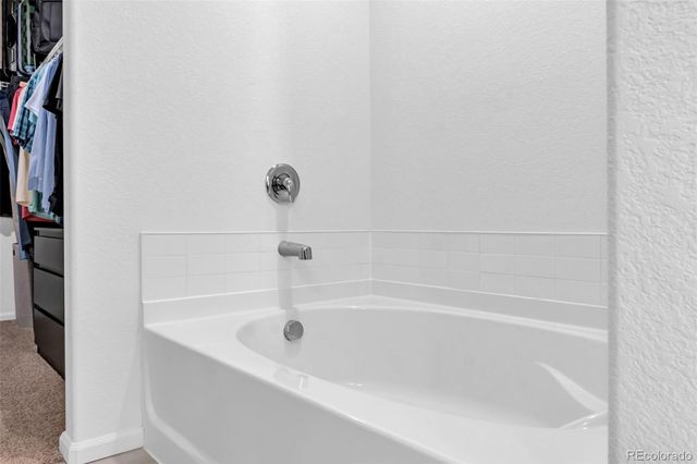 7238 Aspen Brook Avenue, Frederick, CO 80530