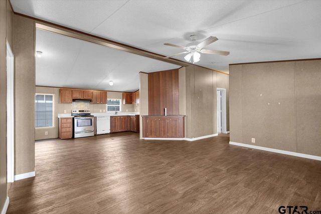 10473 County Road 3116, Winona, TX 75792