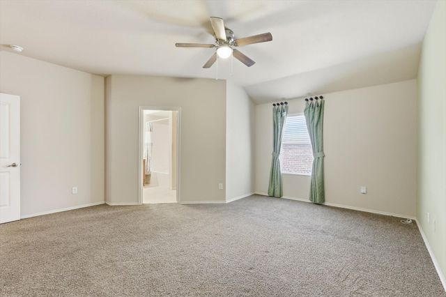 832 Clear Creek Drive, Desoto, TX 75115