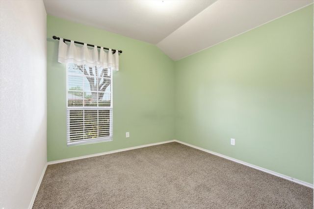 832 Clear Creek Drive, Desoto, TX 75115