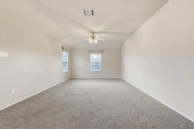 832 Clear Creek Drive, Desoto, TX 75115