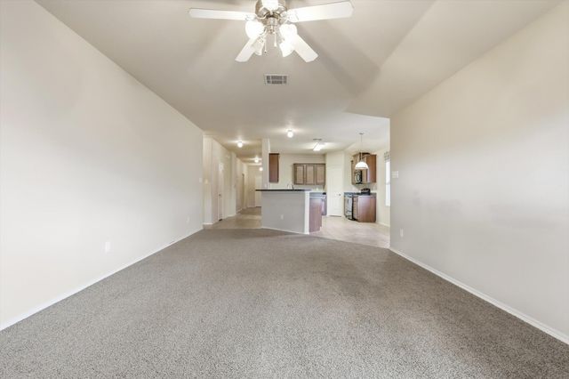 832 Clear Creek Drive, Desoto, TX 75115