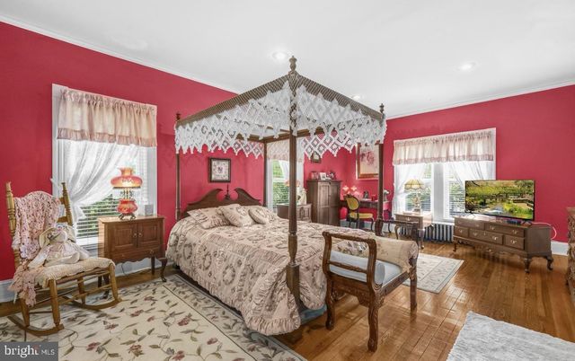 9309 WEST ST, Manassas, VA 20110