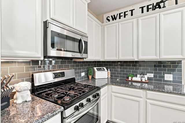 259 Lillianite, New Braunfels, TX 78130