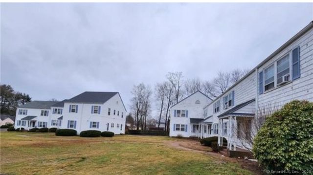 95 Middle Turnpike West APT B4, Manchester, CT 06040