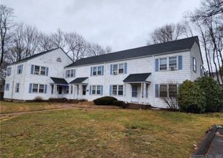 95 Middle Turnpike West APT B4, Manchester, CT 06040