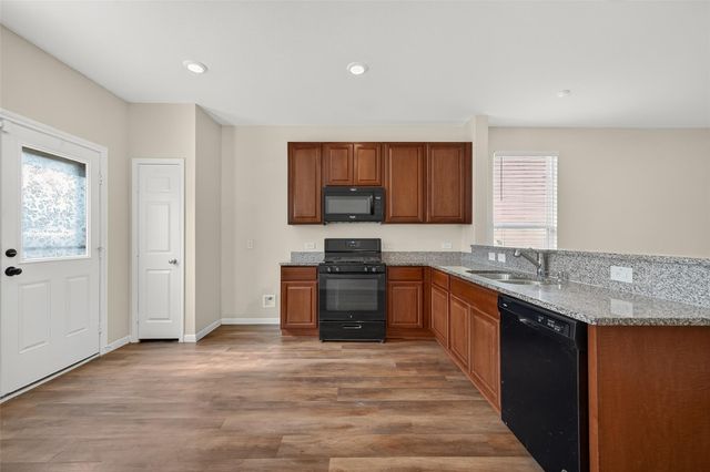 4727 Prairie Chase Drive, Houston, TX 77069