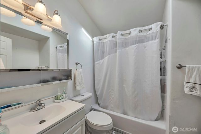 148 S 302nd Street, Federal Way, WA 98003