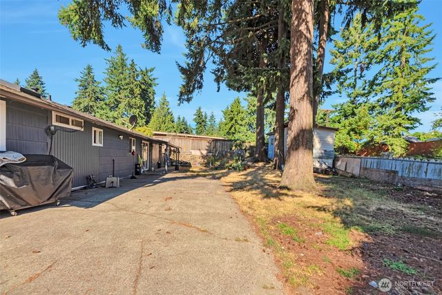 148 S 302nd Street, Federal Way, WA 98003