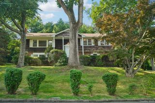 234 Duxbury Road, Purchase, NY 10577