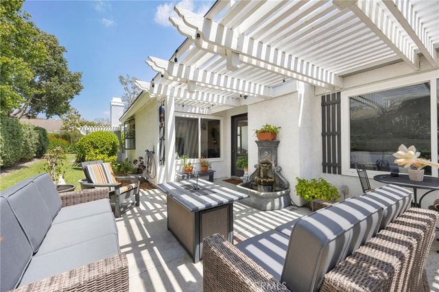 23365 Villena, Mission Viejo, CA 92692