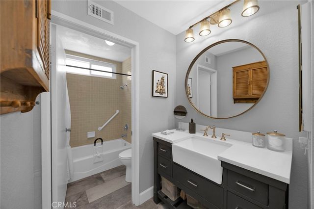23365 Villena, Mission Viejo, CA 92692