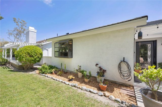 23365 Villena, Mission Viejo, CA 92692