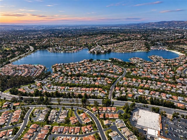 23365 Villena, Mission Viejo, CA 92692