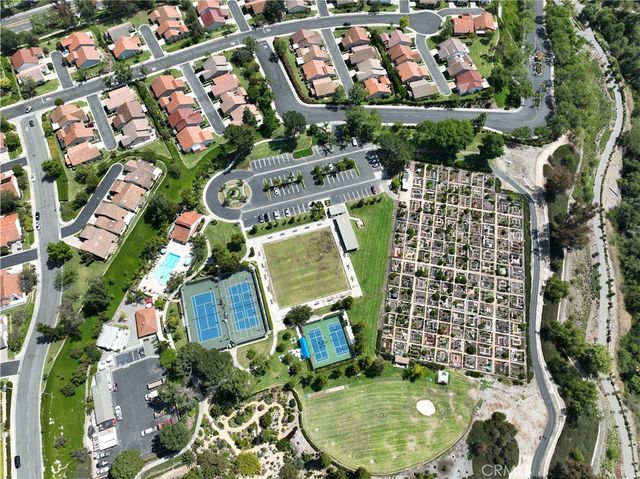 23365 Villena, Mission Viejo, CA 92692