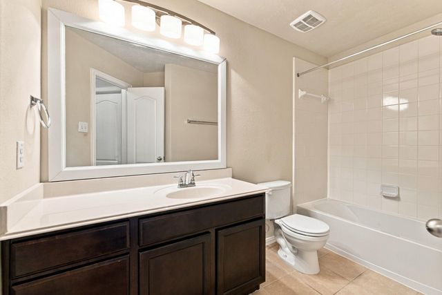 16106 Mark Crest Drive, Hockley, TX 77447